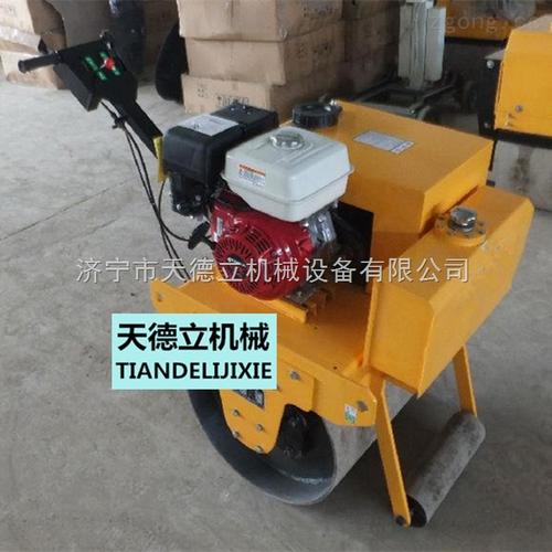 压实之道 压路机的力量与精工之美